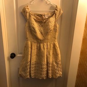 Jessica Simpson Dress ~ Tan, Gold an Laced ~ Size 8